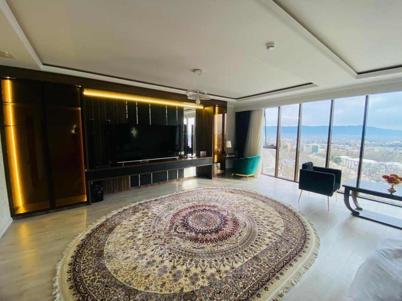 Baland Hotel 두샨베 외부 사진