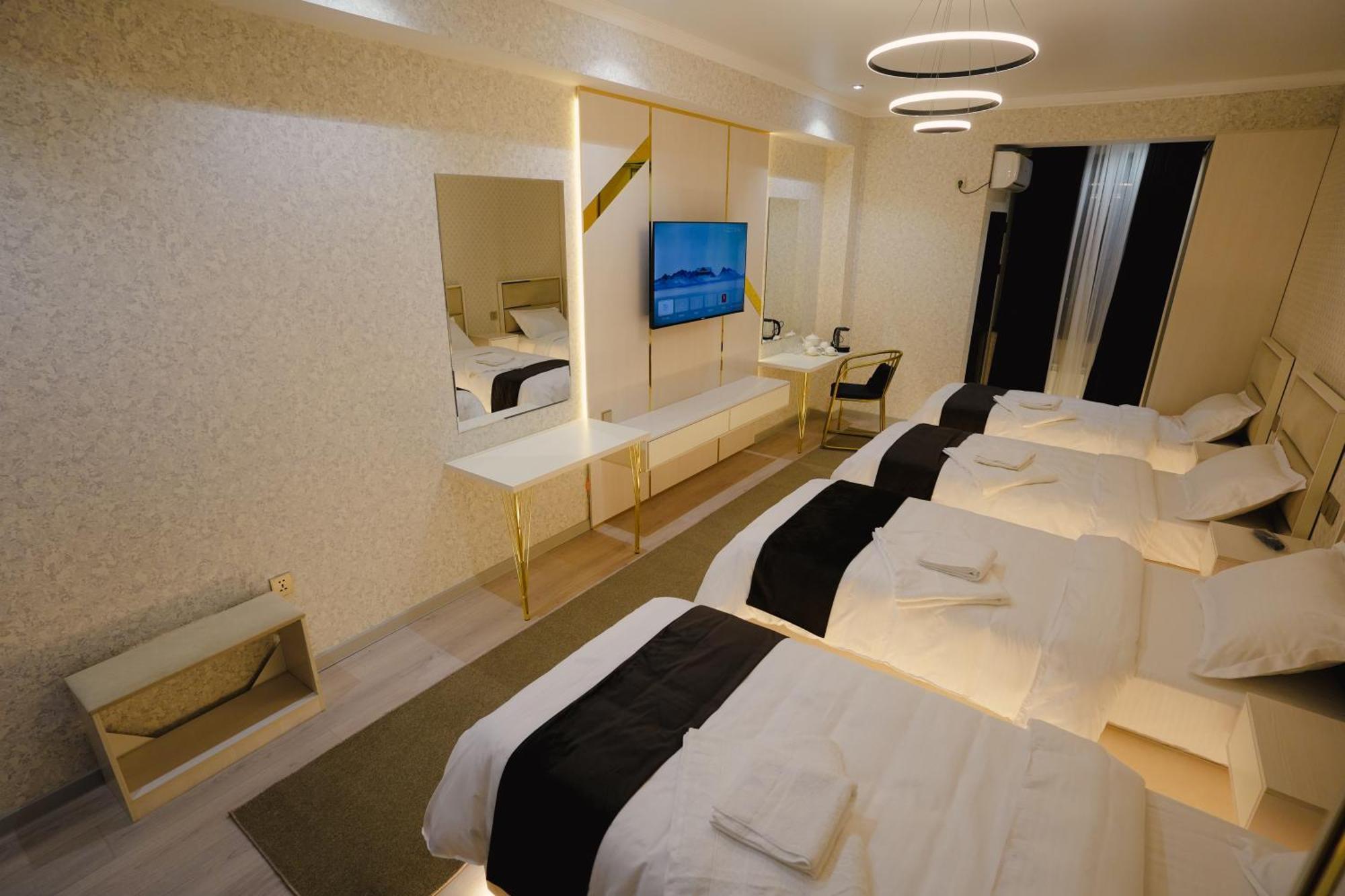 Baland Hotel 두샨베 외부 사진