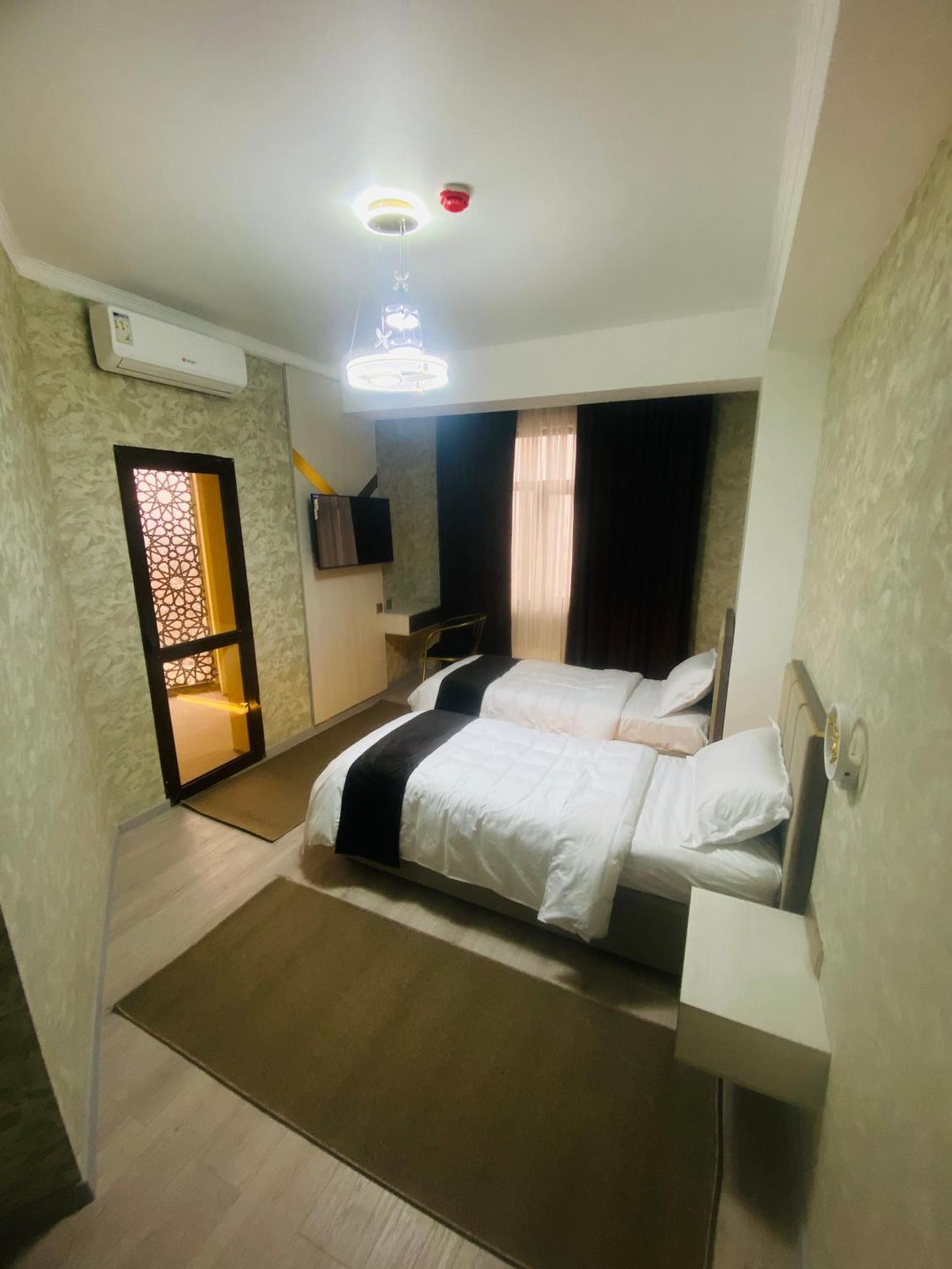 Baland Hotel 두샨베 외부 사진