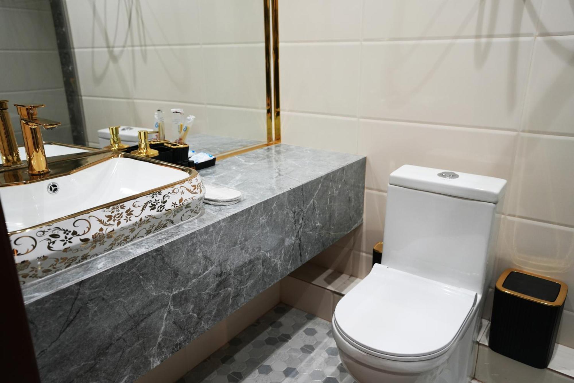 Baland Hotel 두샨베 외부 사진