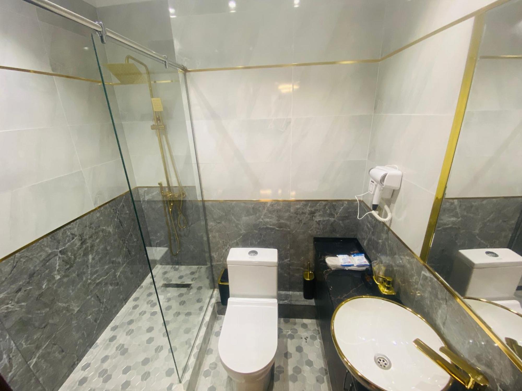 Baland Hotel 두샨베 외부 사진